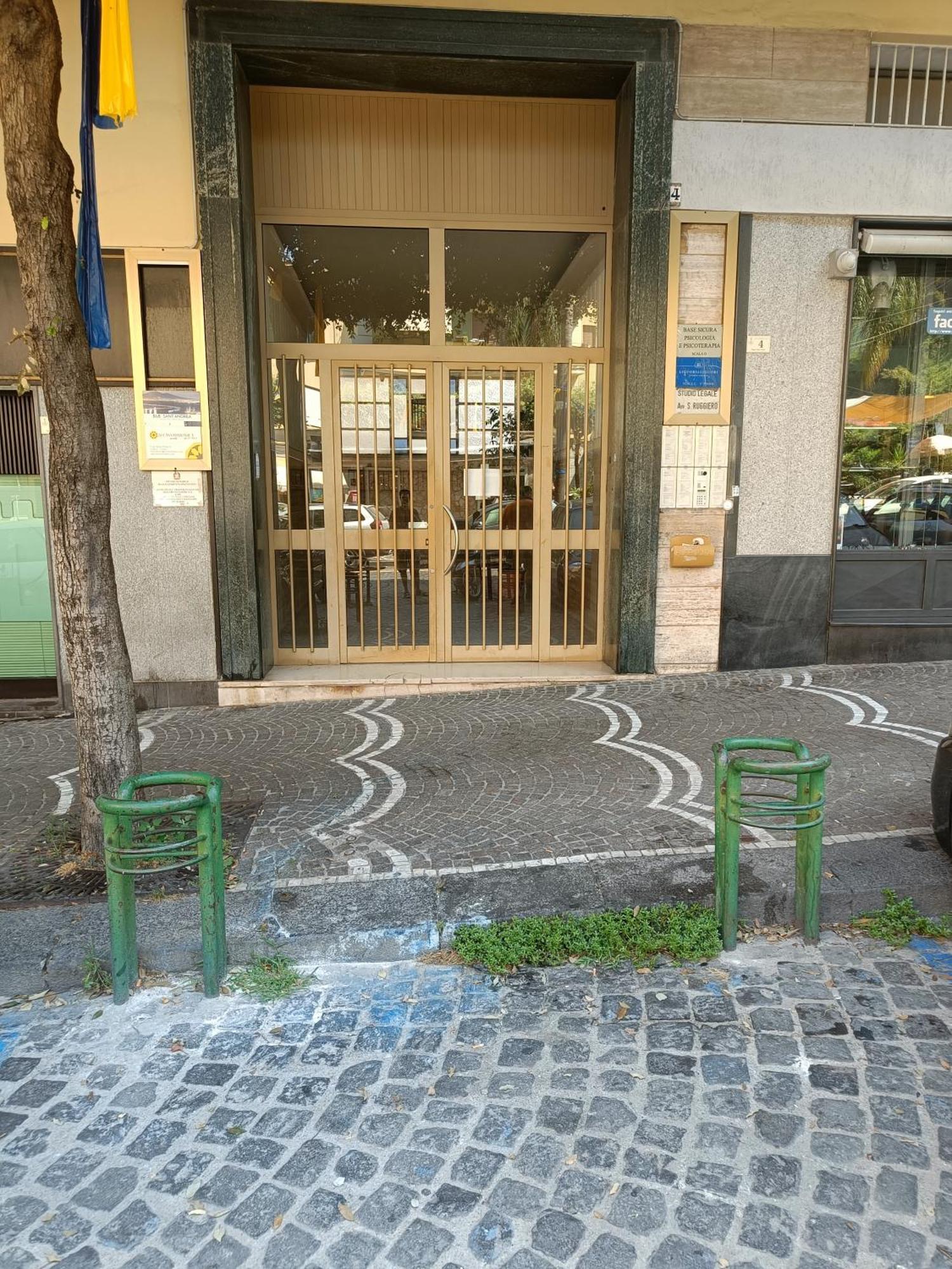 Central Apartment Castellammare di Stabia Zewnętrze zdjęcie